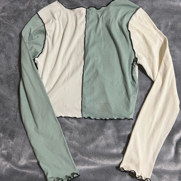 Long sleeve cropped shirt - Picture 2 of 2